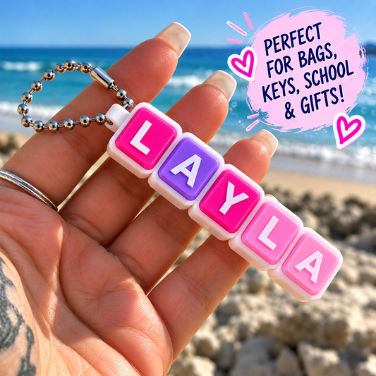 LAYLA personalised clicker keychain – perfect for bags, keys, school and gifts